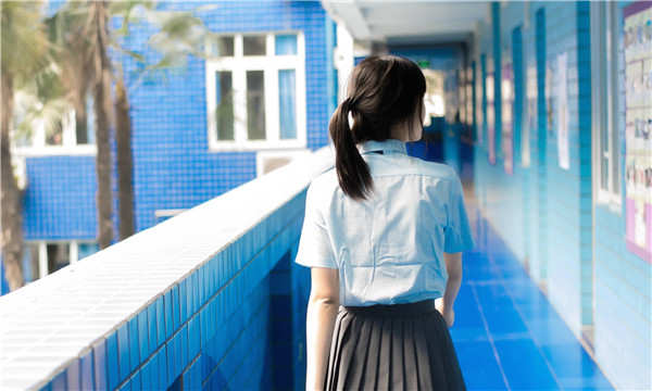 昂仁如何找到一个可以帮助我生孩子的女人？